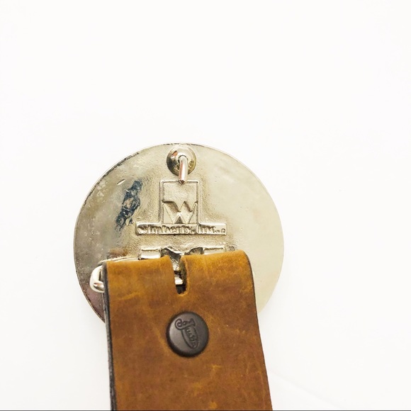 Justin Medallion Crystal Brown Cowhide Belt Sz 30 - Picture 7 of 8